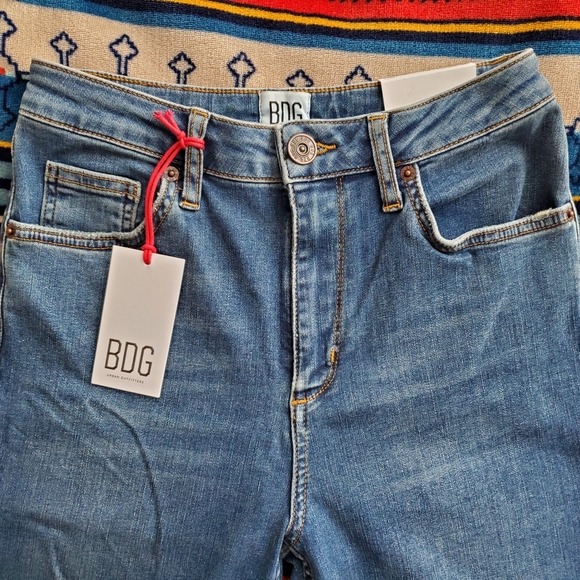 BDG High Rise Flare jeans - Picture 4 of 7